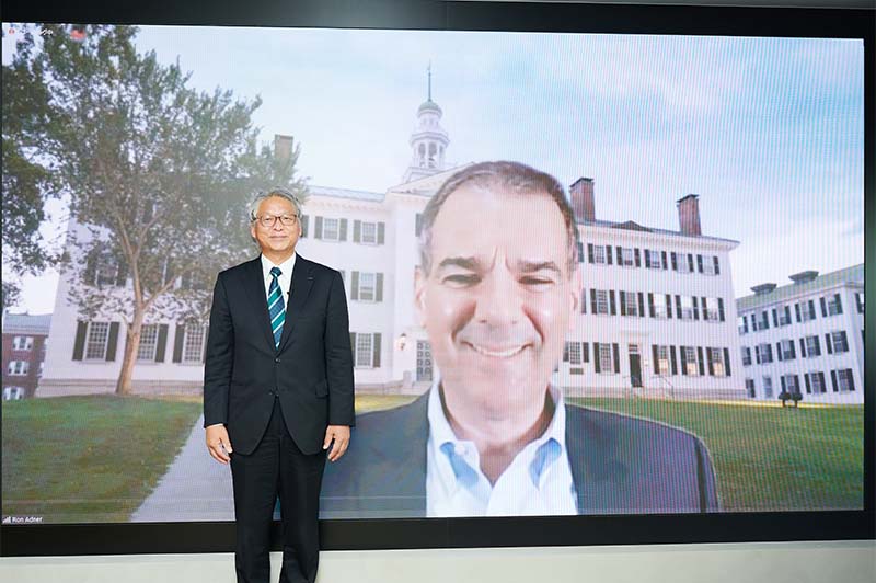 Shigeki Yamaguchi and Ron Adner